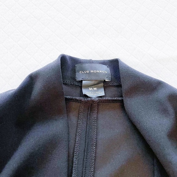 Club Monaco Black Deep V Cut Bodysuit Long Sleeve Top SZM - Picture 5 of 7